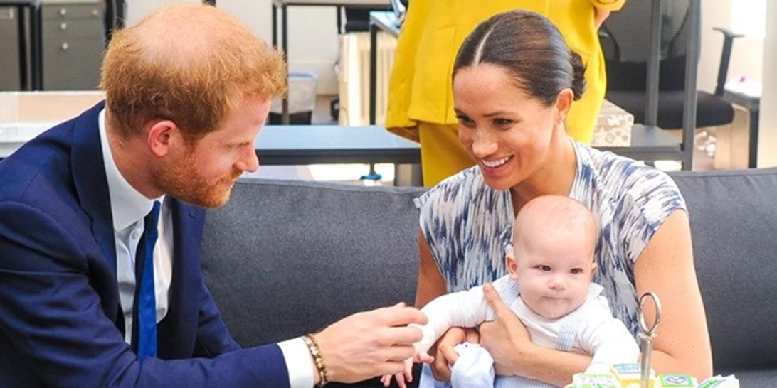 Ο δούκας και η δούκισσα του Sussex μήνυσαν για "ενοχλητικές" drone φωτογραφίες του Archie