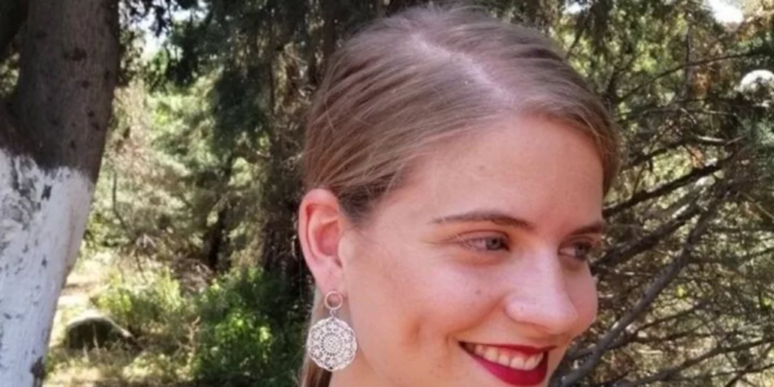 Δανάη Μιχαλάκη | 10 φωτογραφίες της «Δρόσως» από τις «Άγριες Μέλισσες»