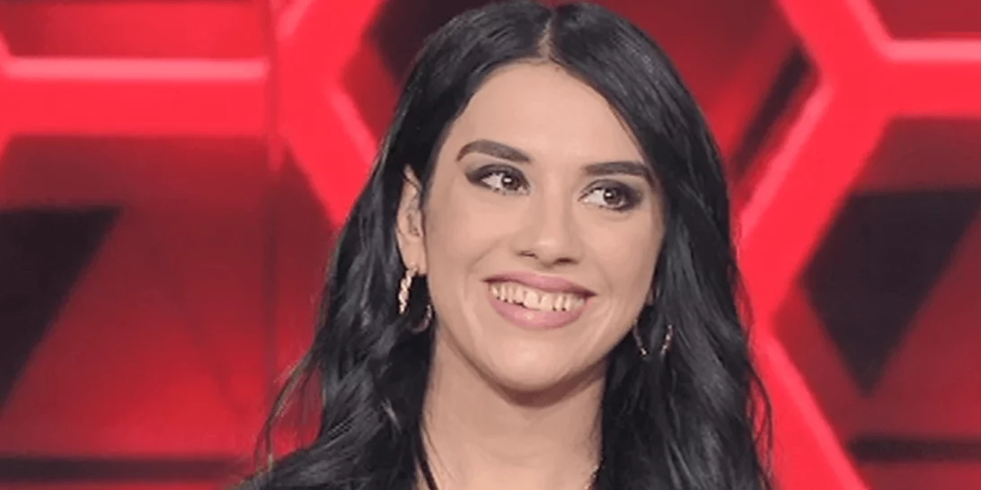 The Final Four | H εμφάνιση της κόρης πασίγνωστης πολιτικού που οδήγησε στη σκληρή μονομαχία on stage!