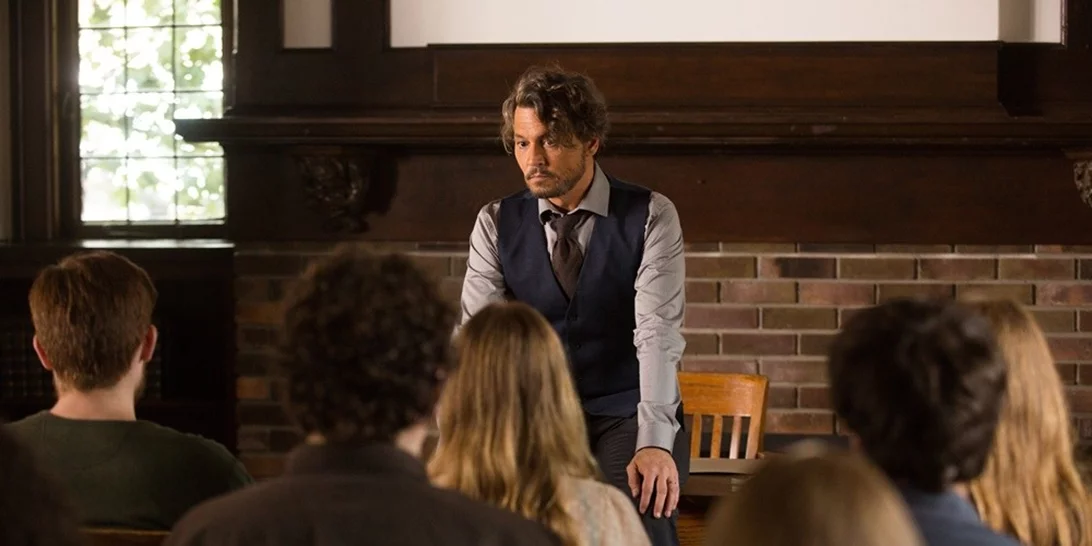 Ποτέ Δεν Είναι Αργά Κύριε Καθηγητά | O Johnny Depp επιστρέφει σε έναν κωμικά συγκινητικό ρόλο