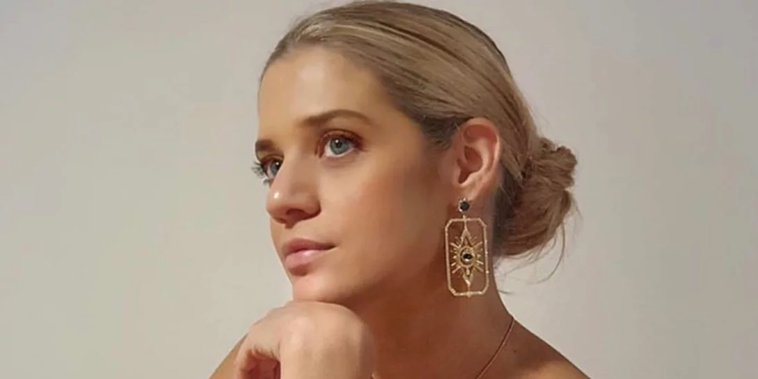 Τζένη Θεωνά | Δεν φαντάζεσαι σε ποια απόχρωση έβαψε τα μαλλιά της (pic)