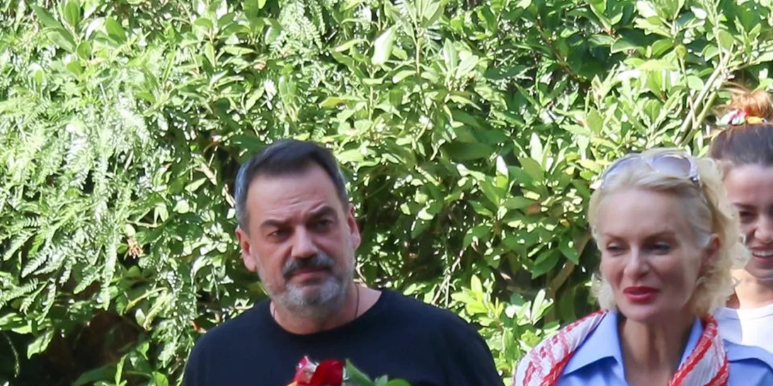 Έλενα Χριστοπούλου - Αποστόλης Κώτσης | Νέα πλάνα από το vintage σπίτι του ζευγαριού