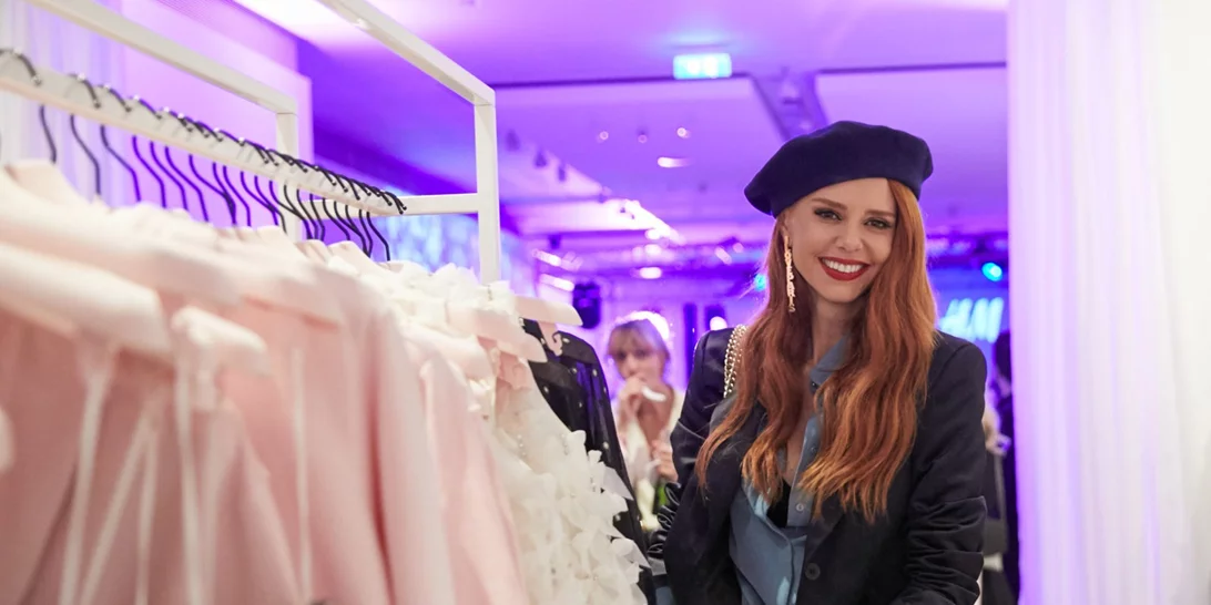 Η υψηλή μόδα συναντά την τέχνη στην παρουσίαση της συλλογής Giambattista Valli x H&M