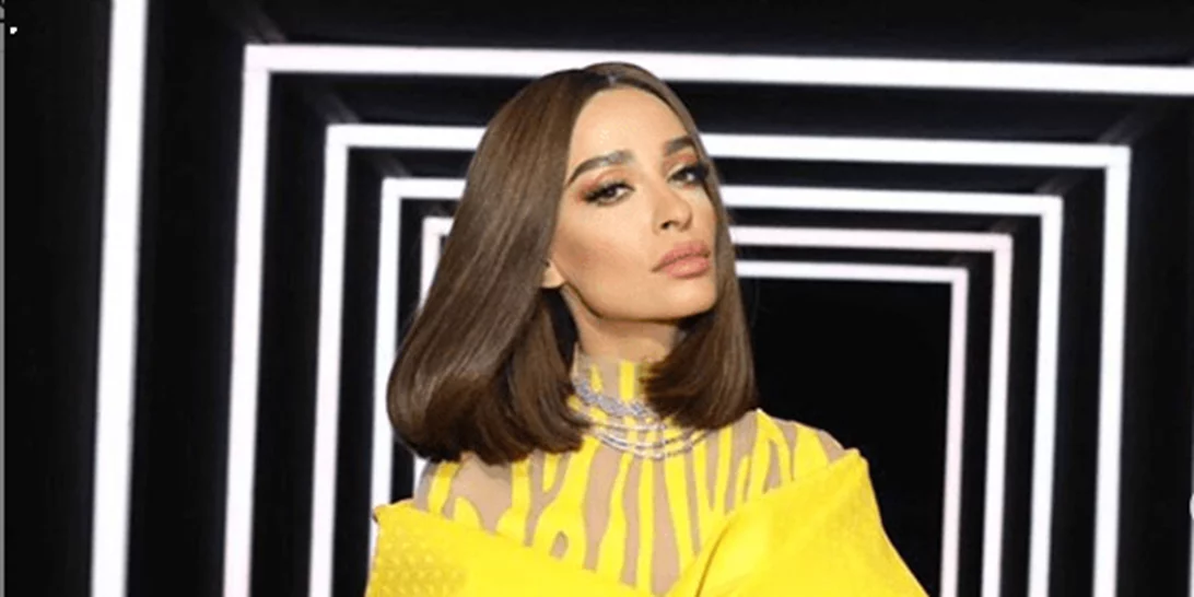 Ελένη Φουρέιρα | Πόνταρε στο κίτρινο χρώμα δημιουργώντας ένα statement look στο «The Final Four»