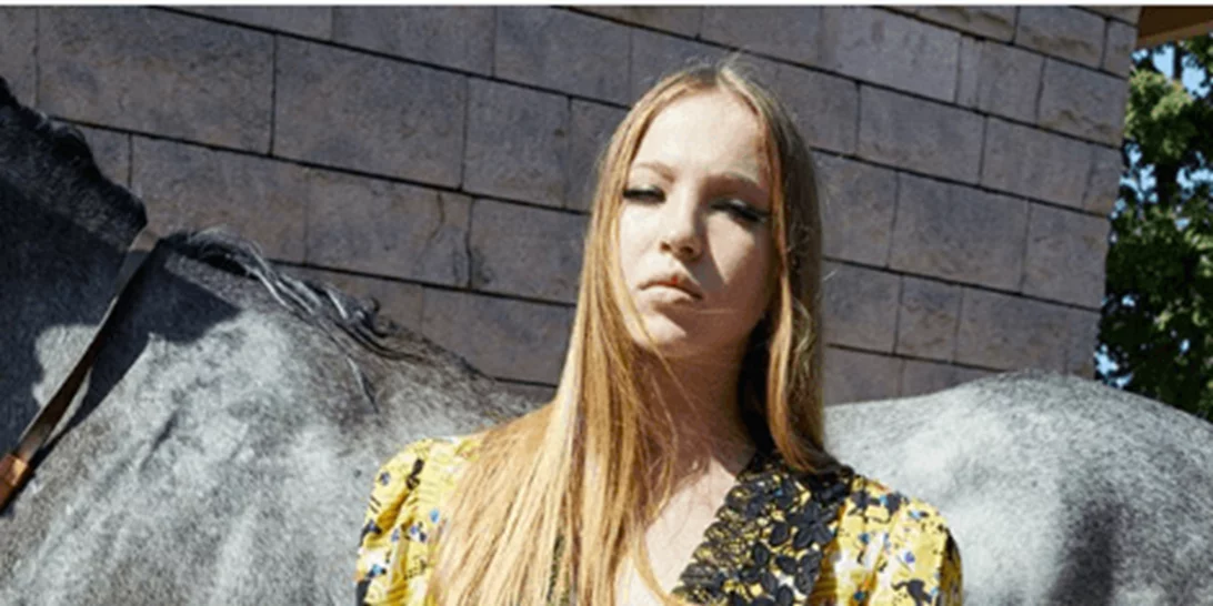 Lila Moss | H κόρη της Κate Moss στη νέα καμπάνια του οίκου Miu Miu