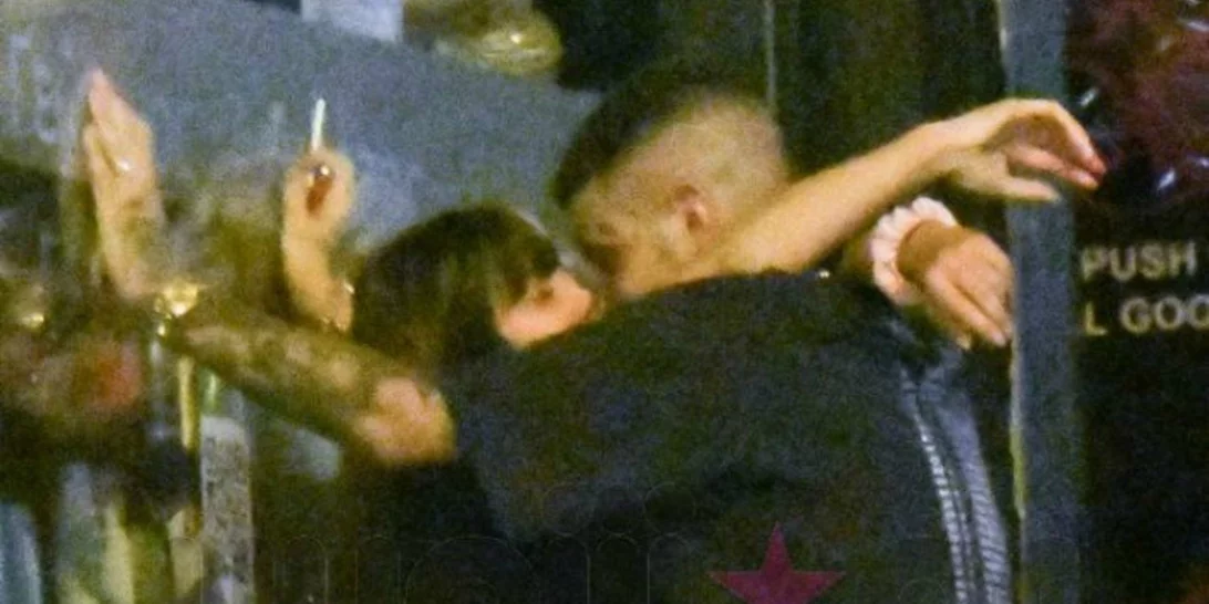 Οι φωτογραφίες που μαρτυρούν τον θυελλώδη έρωτα της Η. Παπαγεωργίου και του Snik, η Θ. Παπαθωμά με τις κόρες της και όσα πρέπει να ξέρεις σήμερα