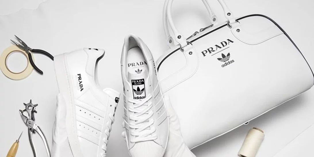Μία πρώτη ματιά στην πολυαναμενόμενη συνεργασία Prada x adidas