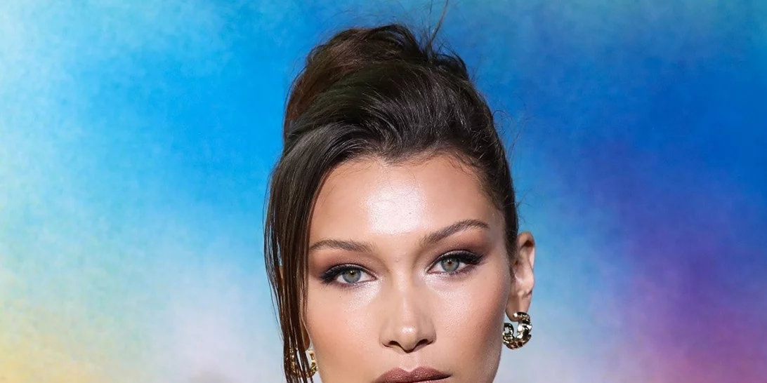 Φοβάσαι το μαύρο μανικιούρ; Δοκίμασε την εναλλακτική που προτείνει η Bella Hadid