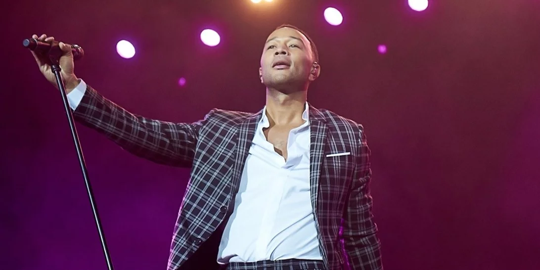 Ούτε ο Brad Pitt, ούτε ο Leonardo DiCaprio! Αυτός είναι ο πιο sexy άνδρας για το 2019