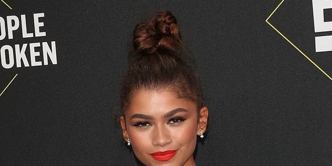 Η απρόσμενη τάση στο μακιγιάζ που επικράτησε στα People's Choice Awards