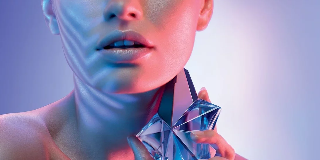 Σου φαίνονται πολλά τα λεφτά που δίνεις για το άρωμά σου; Ορίστε μία έξυπνη λύση!