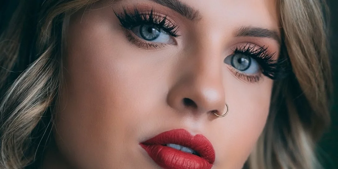 Πώς να αφαιρέσεις ακόμα και το πιο long lasting κραγιόν