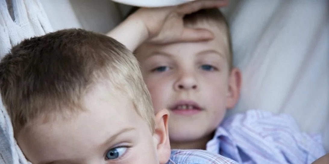 «Το πιο ωραίο δώρα που μπορείς να κάνεις στο παιδί σου είναι να το αφήσεις ήσυχο»