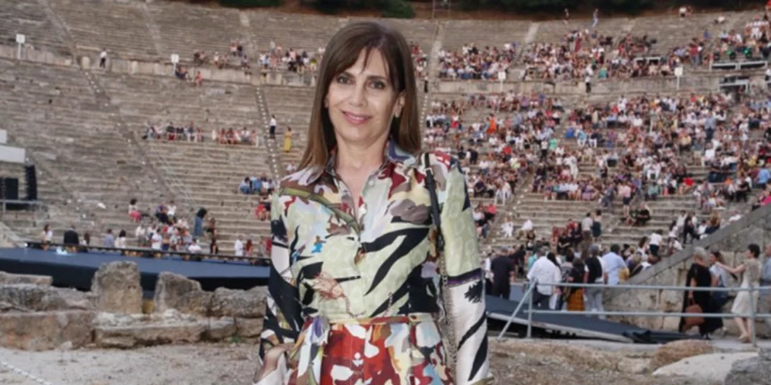 Κατερίνα Διδασκάλου | Δες την κούκλα κόρη της «Μυρσίνης»