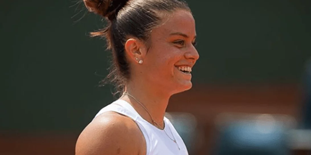 Μαρία Σάκκαρη | Στο πλευρό της αγαπημένης του ο γιος του Κυριάκου Μητσοτάκη, Κωνσταντίνος στο Roland Garros