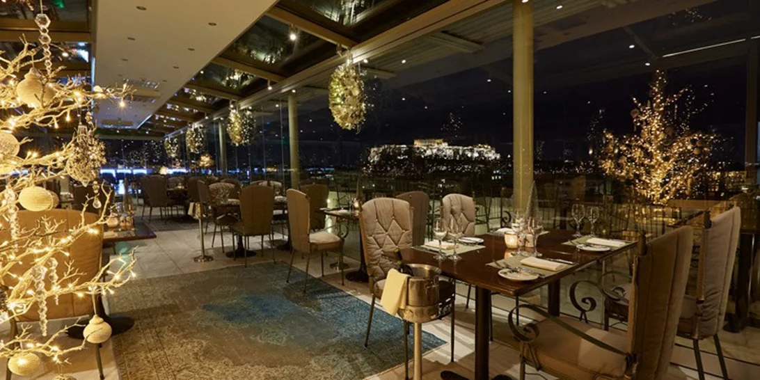 Ρεβεγιόν στην Αθήνα | Βρήκαμε τα πιο γευστικά εορταστικά μενού στο Olive Garden του ξενοδοχείου ΤΙΤΑΝΙΑ