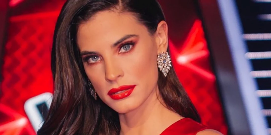 Χριστίνα Μπόμπα | H εντυπωσιακή εμφάνιση στον τελικό του «The Voice»