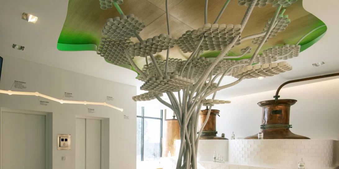 Η δημιουργία του μοναδικού χώρου επισκεπτών στο εσωτερικό της ποτοποιίας Μεταξά από το ARCHstudio