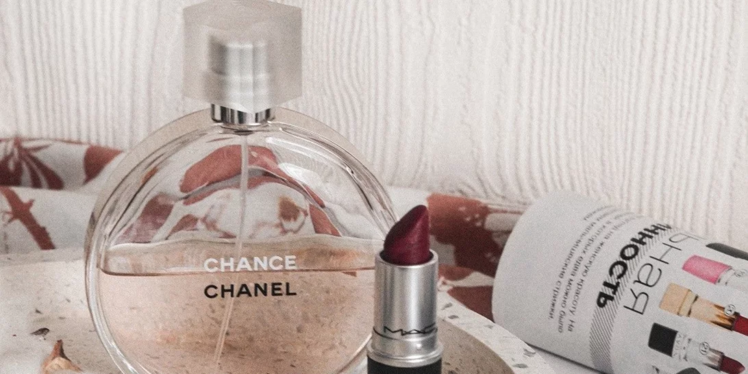 Μικρά μυστικά ώστε να διαρκεί το άρωμά σoυ όλη τη μέρα