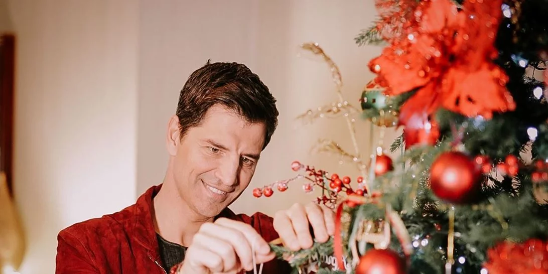 Ποιος William και ποια Kate; Η οικογένεια Ρουβά έχει την πιο ωραία χριστουγεννιάτικη κάρτα