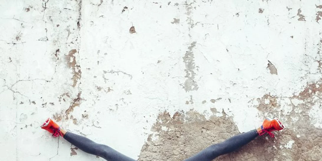 Έχεις φαγούρα εκεί κάτω; Πού μπορεί να οφείλεται και τι μπορείς να κάνεις