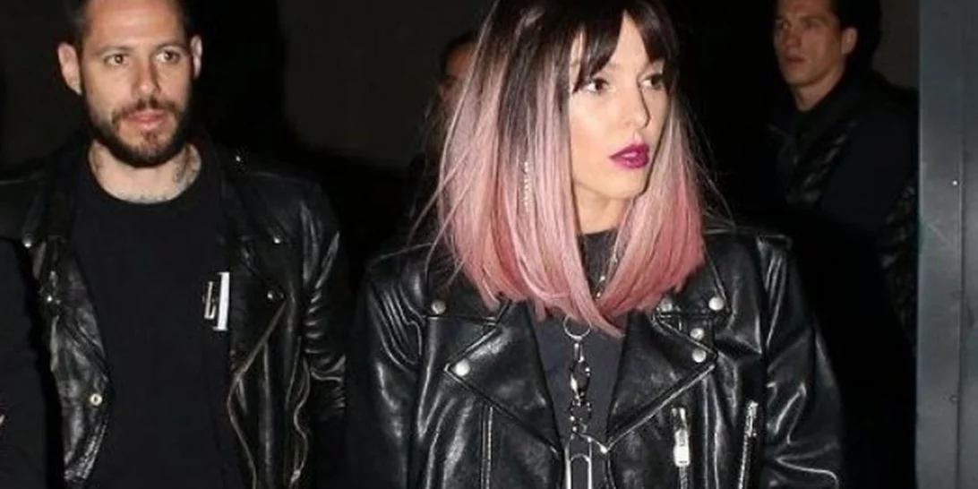 Πάρης Κασιδόκωστας - Τάμτα | Συντετριμμένοι στο σημείο όπου σκοτώθηκε ο Mad Clip (vid)