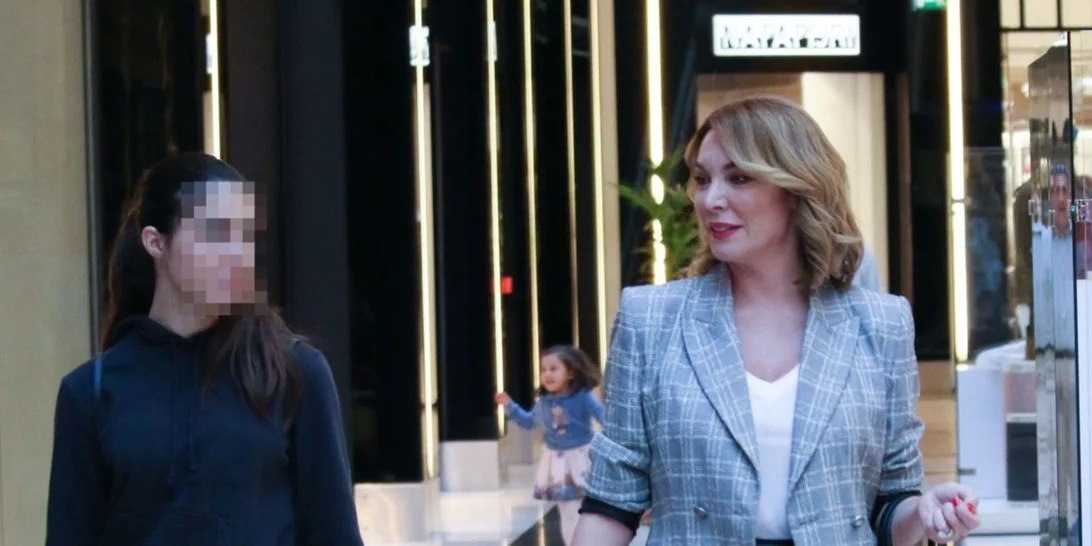 Τατιάνα Στεφανίδου - Λυδία Ευαγγελάτου | Η τρυφερή φωτογραφία μαμάς και κόρης και το κοινό στοιχείο στα outfits