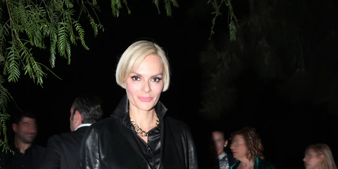 Η Έλενα Χριστοπούλου ξανά στο κομμωτήριο για να κουρευτεί | Το ανανεωμένο hair look