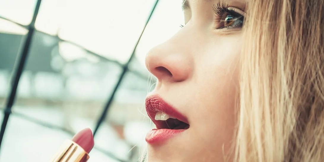 Τα 8 καλύτερα tips ομορφιάς που μάθαμε από το TikTok