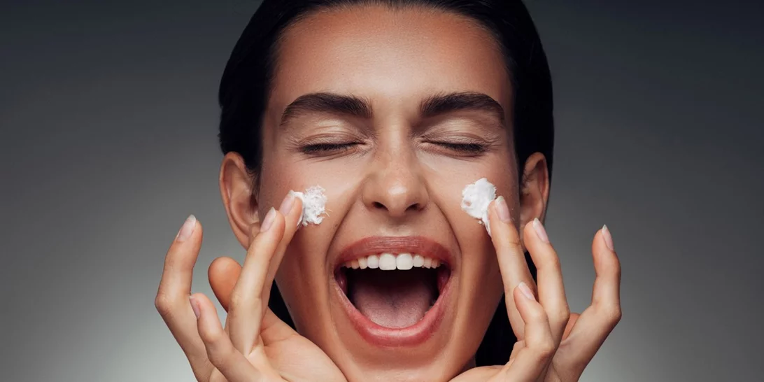 Μάσκα για ξηρές επιδερμίδες | 10 λεπτά γεμάτα βαθιά ενυδάτωση