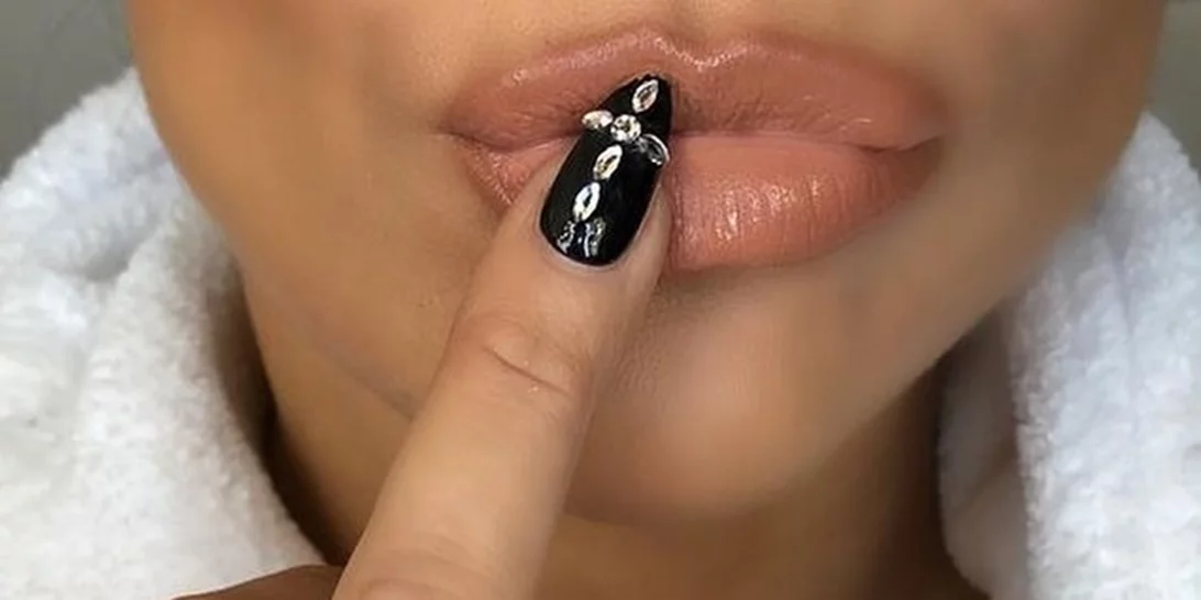 Η Jennifer Lopez είναι η βασίλισσα των trendy μανικιούρ και έχουμε αποδείξεις