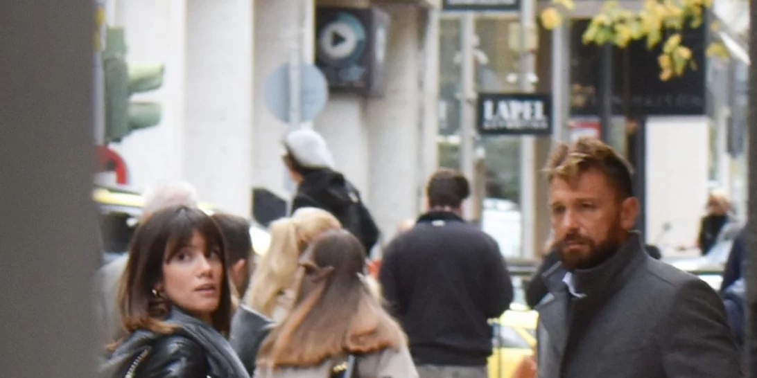 Νίκη Θωμοπούλου | Ακόμη μια πολύ στιλάτη εμφάνιση με τον Γιάννη Μαρακάκη λίγο πριν γεννήσει