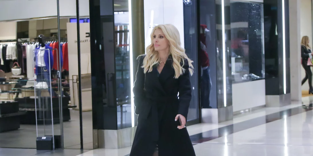 Ελένη Μενεγάκη | Σούπερ ανανεωμένη για ψώνια εν μέσω φημών για αποχώρηση από τον Alpha