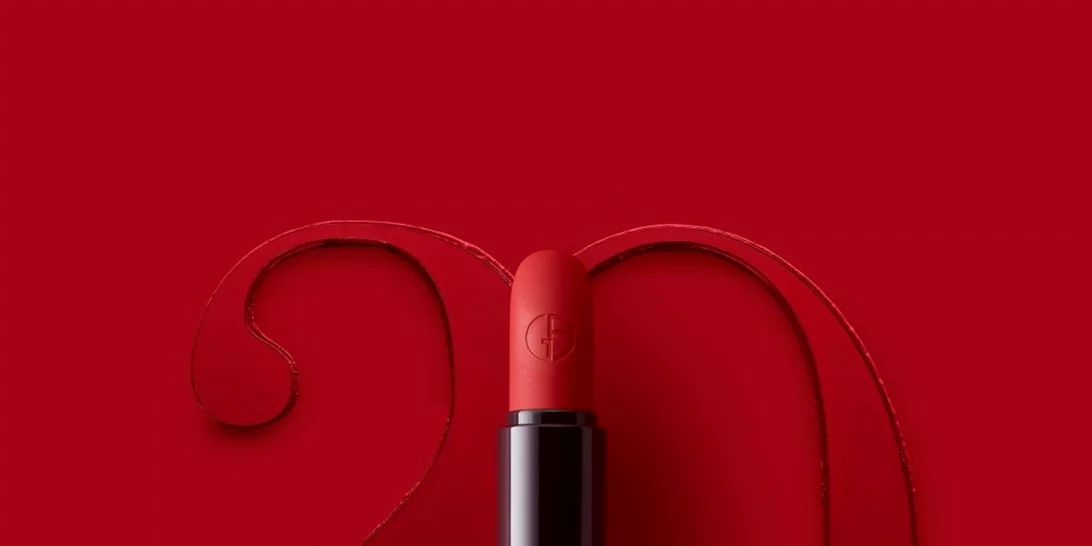 Ο οίκος Giorgio Armani γιορτάζει 20 χρόνια ομορφιάς