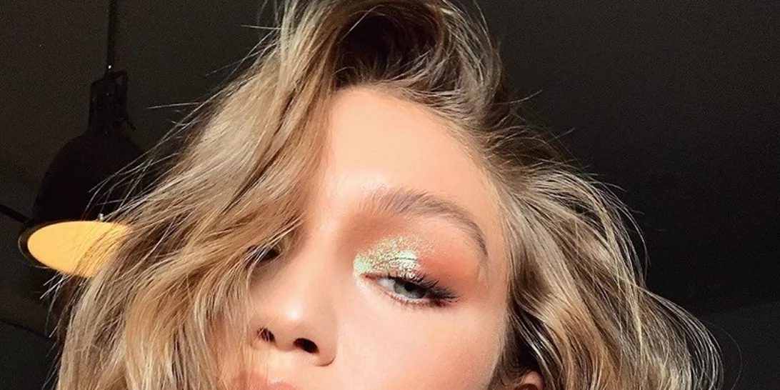 Κυματιστές μπούκλες | Η hairstylist της Gigi Hadid αποκάλυψε το μυστικό!