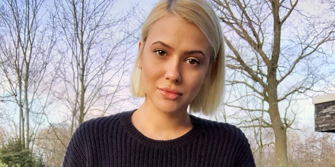 Η Λάουρα Νάργες φόρεσε το ιδανικό τζιν για γυναίκες με καμπύλες