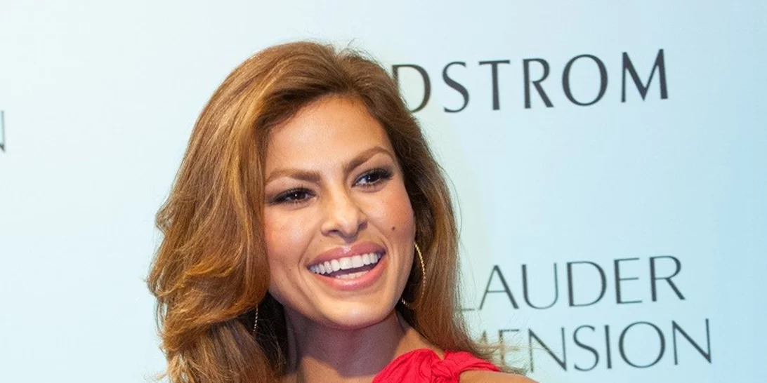 Η Eva Mendes προτιμά να μένει σπίτι με τον Ryan Gosling