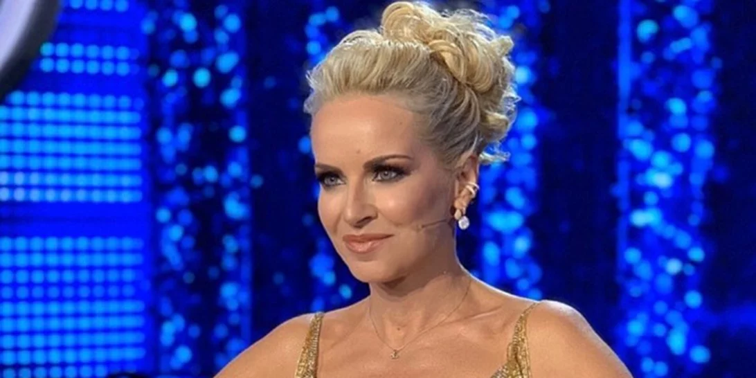 Η Μαρία Μπεκατώρου έμεινε μισή | Η απώλεια 9 κιλών, η νέα της εικόνα, και ο λόγος που τα έχασε