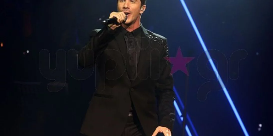 Νίκος Οικονομόπουλος | "Βγαίνω με θαυμάστριες και θα συνεχίσω να το κάνω!"