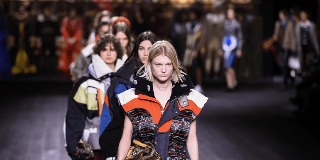 Time collision | Ο Nicolas Ghesquière παρουσίασε μια συλλογή-ταξίδι στο χρόνο