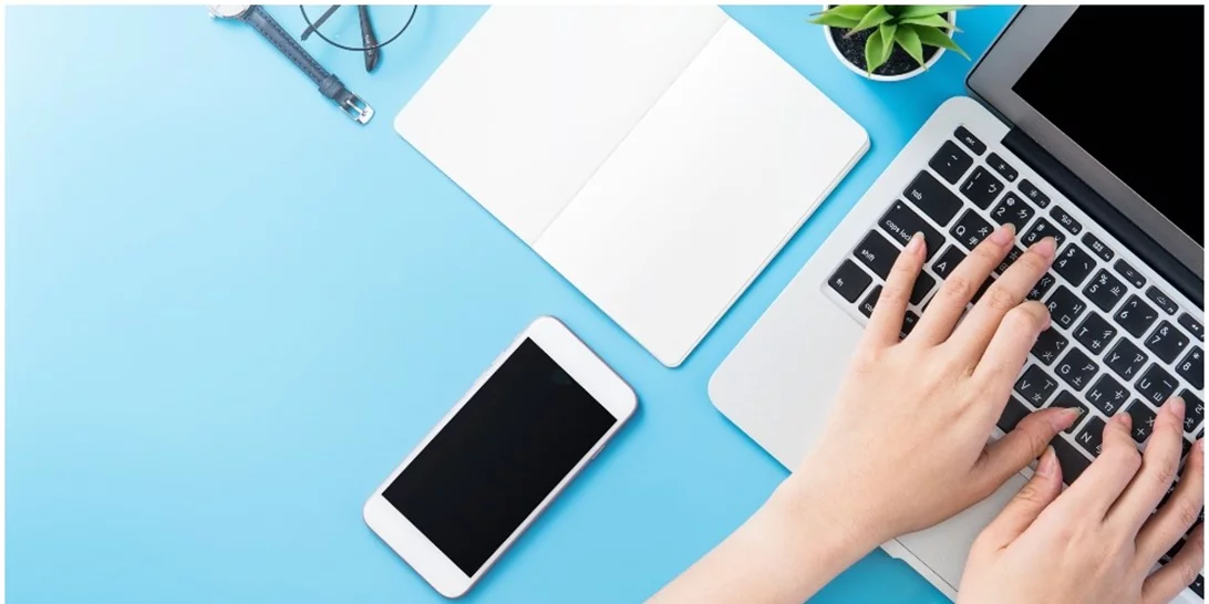 #WFH | Αντικείμενα που κάθε fashionista θα ήθελε στο γραφείο της