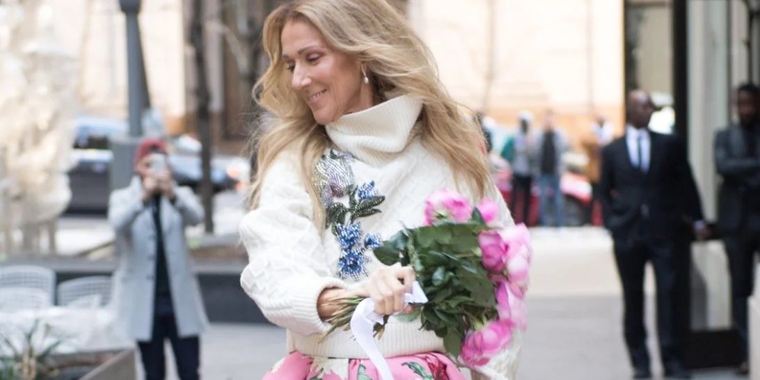 H Celine Dion έκανε μια υπέροχη εμφάνιση που μας θύμισε «Sex and the City»