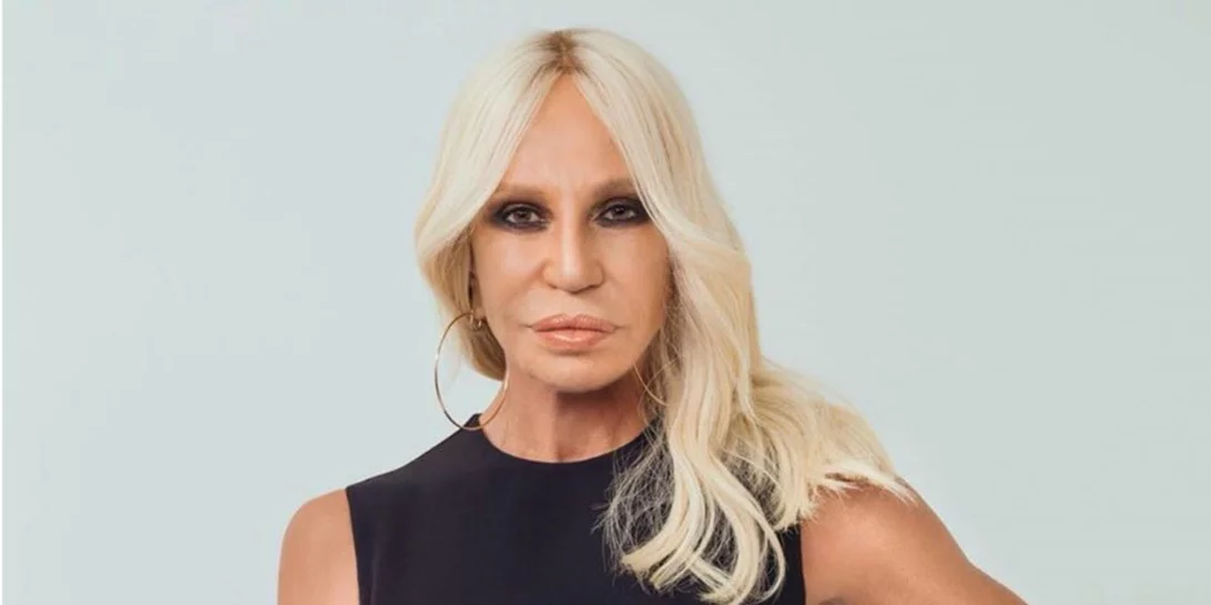 Donatella Versace | Η δωρεά της σε νοσοκομείο του Μιλάνου για τον κορονοϊό