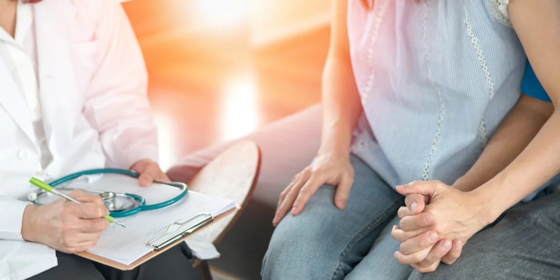 COVID-19 και εξωσωματική γονιμοποίηση | Η πανδημία των σιωπηρών αποκλεισμών