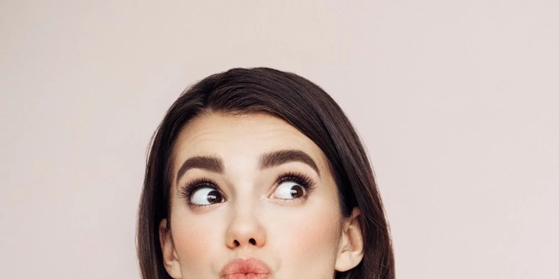 Τι να κάνεις αν το χρώμα των μαλλιών σου βγήκε πιο σκούρο απ' ό,τι το περίμενες