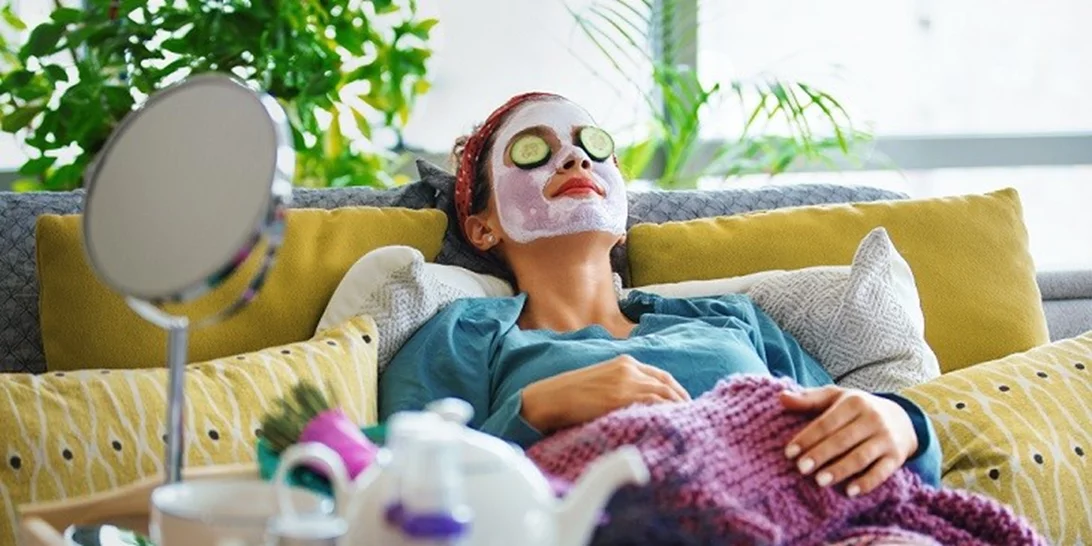 Πώς να φτιάξω μάσκα προσώπου; Οι συνταγές μιας Ελληνίδας γιατρού