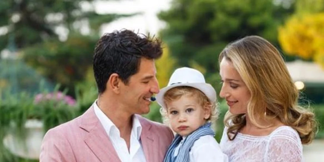 Ο μικρός γιος του Σάκη Ρουβά κερδίζει το βραβείο της καλύτερης αποκριάτικης στολής για φέτος