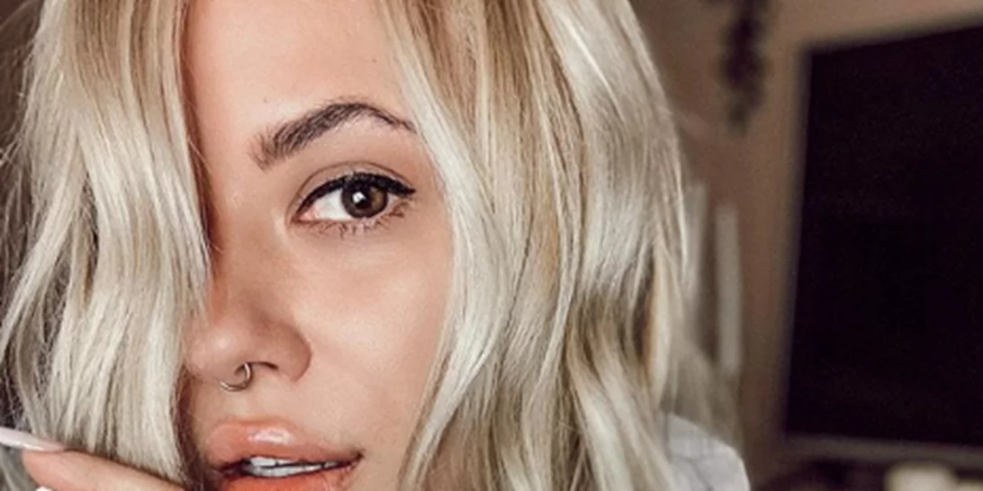 Λάουρα Νάργες | Η φωτογραφία χωρίς μακιγιάζ και το πρόβλημα που αντιμετωπίζει