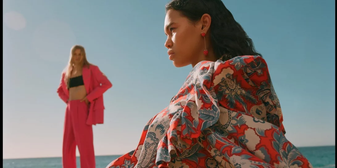 Τα Zara κομμάτια που αξίζει να προσθέσεις στη ντουλάπα της άνοιξης