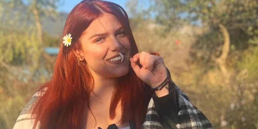 Δανάη Μπάρκα | Φόρεσε το shirt dress που κολακεύει κάθε σωματότυπο